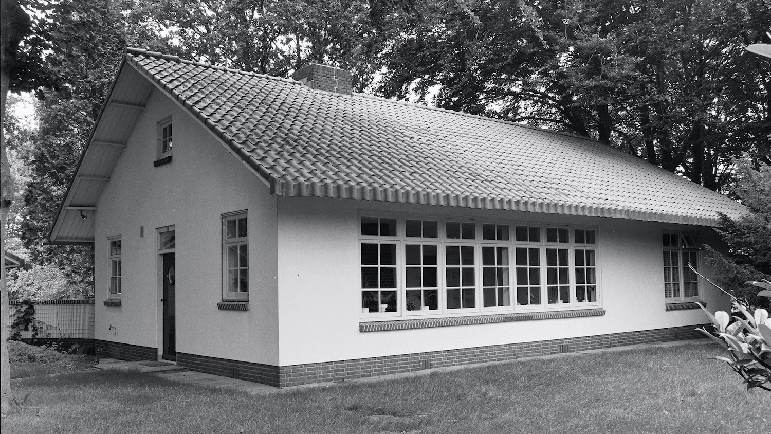 Woonhuis bij watersportpaviljoen, Hilversum