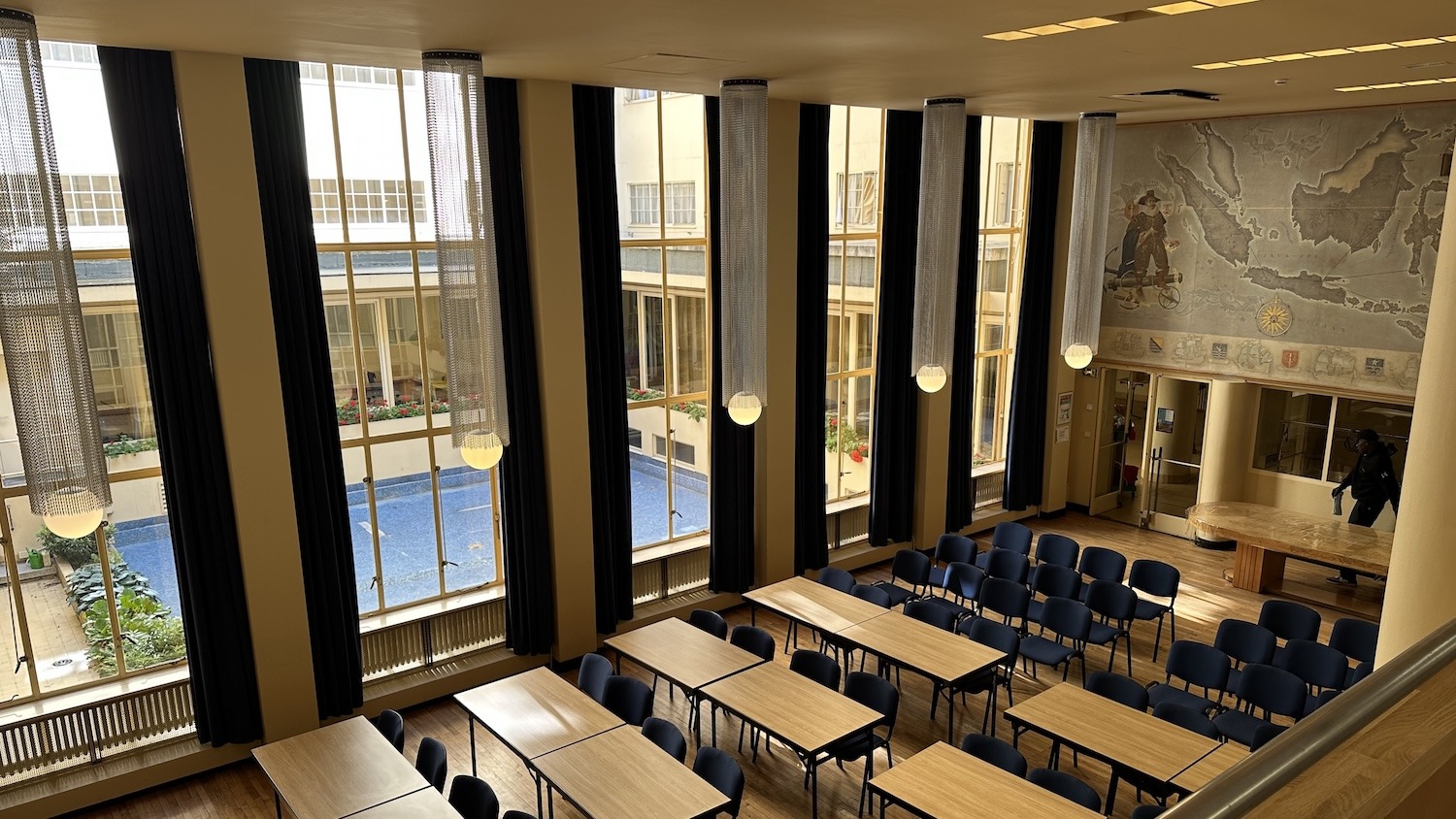 Grote zaal College neerlandais