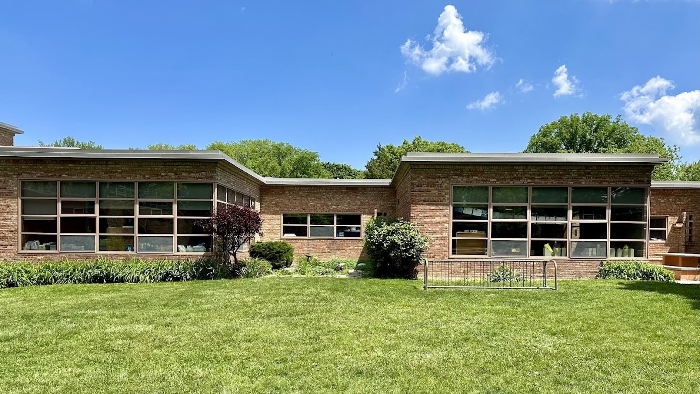 Crow Island School, Winnetka