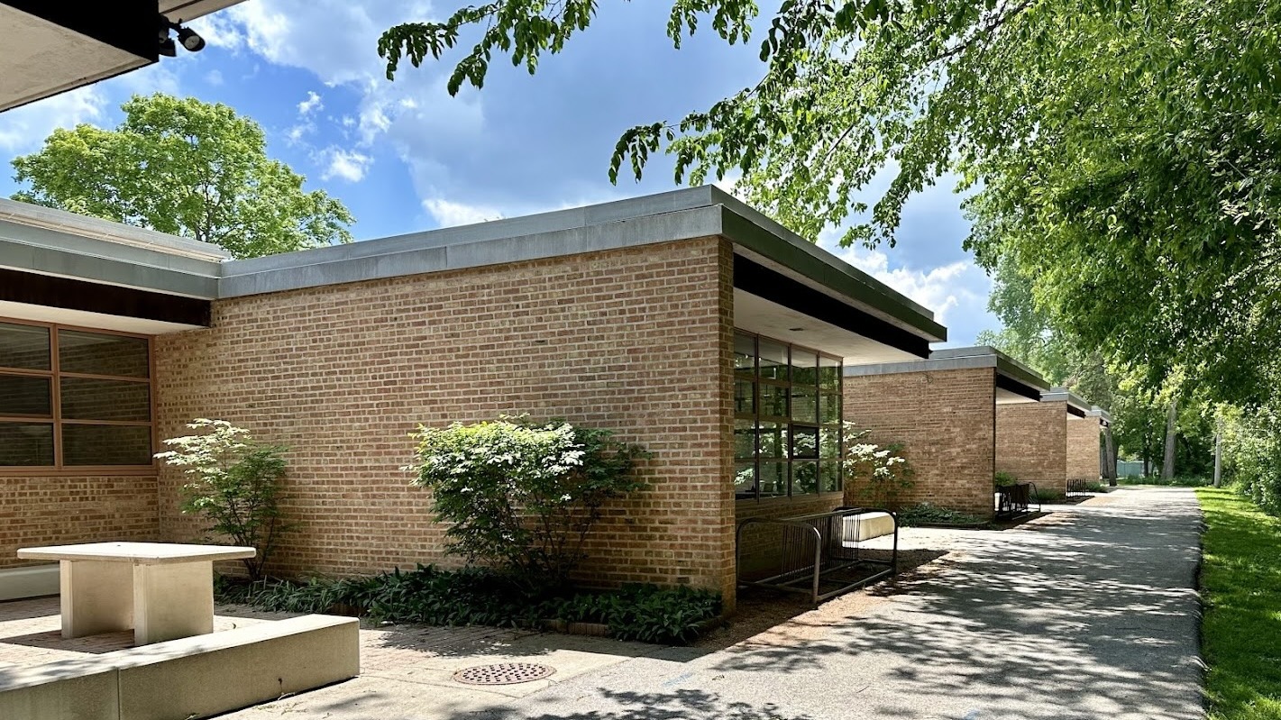Crow Island School, Winnetka