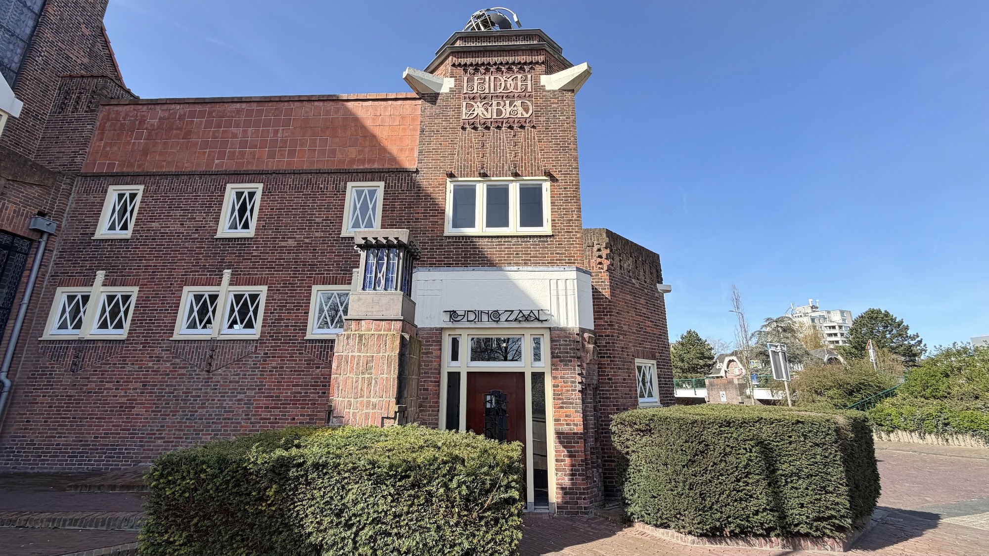 Voormalig kantoor Leidsch Dagblad, ontworpen door W.M. Dudok en J.J.P. Oud